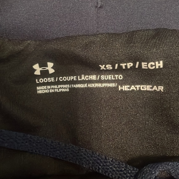 Under Armour shorts & freebies - Picture 3 of 8